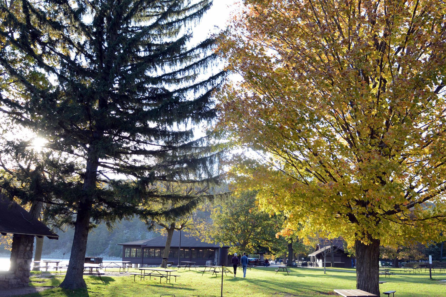 Devil's Lake shows autumn colors, Oct. 18